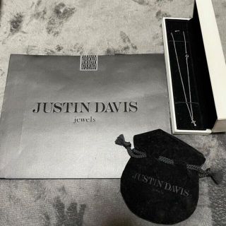 ジャスティンデイビス(Justin Davis)のDARLING CROSS ネックレス(ネックレス)