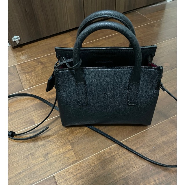 Charles and Keith(チャールズアンドキース)のCHARLES&KEITH ストラクチャード ダブルトップハンドルトート レディースのバッグ(ショルダーバッグ)の商品写真