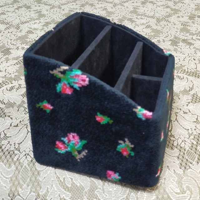 新品 美品 激レア ♡FEILER♡ リアローズプティ リモコンラック 新品 美品 激レア ♡FEILER♡ リアローズプティ リモコンラック