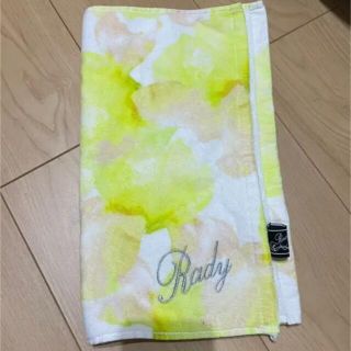 レディー(Rady)のrady アイリスフラワー　フェイスタオル(タオル/バス用品)