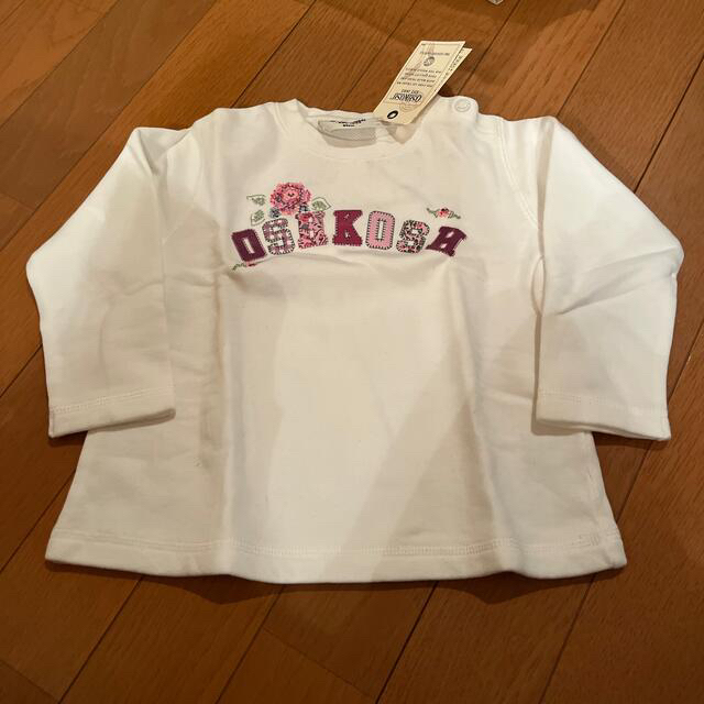 OshKosh(オシュコシュ)のoshkosh トレーナー　新品未使用 キッズ/ベビー/マタニティのキッズ服女の子用(90cm~)(ワンピース)の商品写真