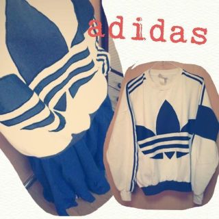 アディダス(adidas)の12月11日までいけ様お取り置き中！！(トレーナー/スウェット)