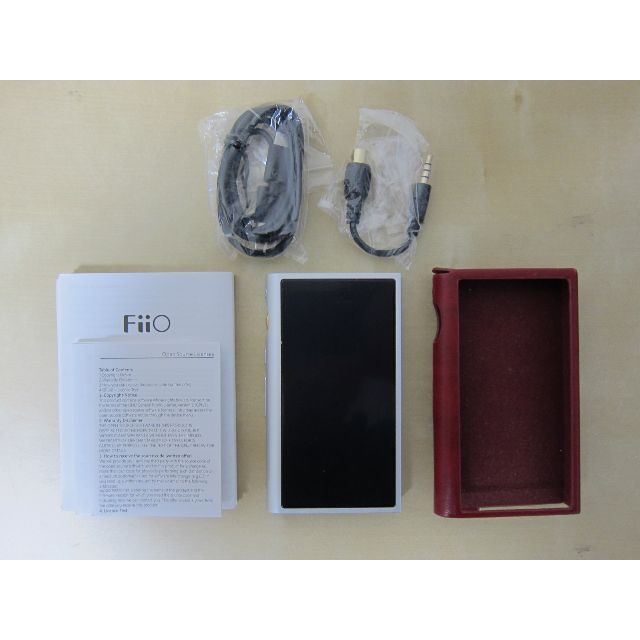 値下げしました FiiO M9 シルバー スマホ/家電/カメラのオーディオ機器(ポータブルプレーヤー)の商品写真