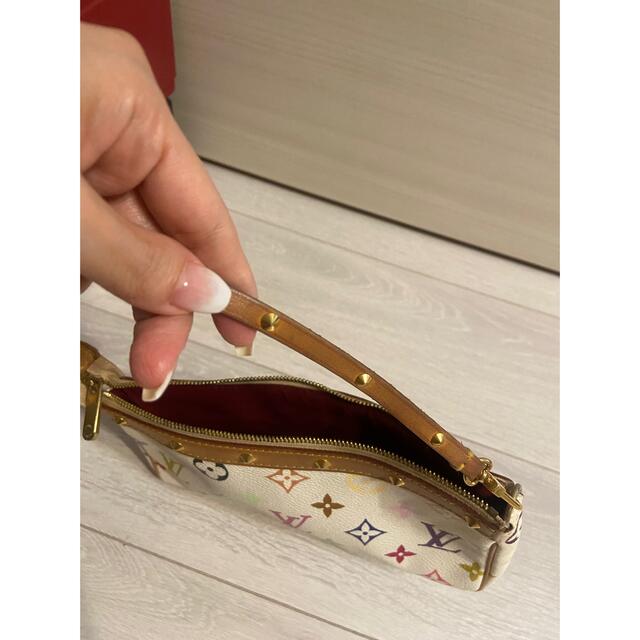 LOUIS VUITTON(ルイヴィトン)のルイヴィトン💠マルチカラー🌺アクセサリーポーチ レディースのバッグ(クラッチバッグ)の商品写真