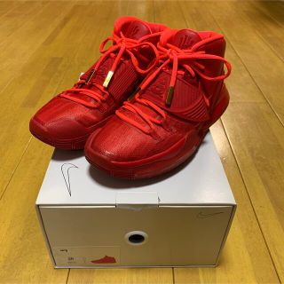 ナイキ(NIKE)のNike Kyrie 6 byyou Red アグレット付き(スニーカー)