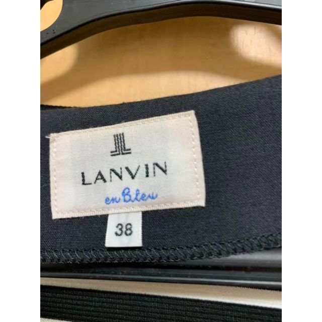 LANVIN en Bleu(ランバンオンブルー)のランバンオンブルー　ノーカラーストライプジャケット レディースのジャケット/アウター(ノーカラージャケット)の商品写真