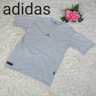 アディダス(adidas)のadidas Tシャツ 半袖 グレー系 Mサイズ ロゴ立体 美品(Tシャツ/カットソー(半袖/袖なし))