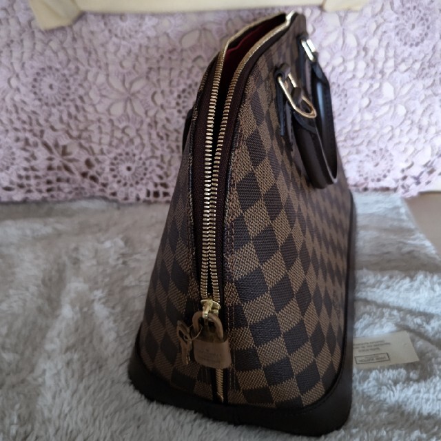 LOUIS VUITTON(ルイヴィトン)の❇️お値下げ❇️ルイヴィトン　アルマ　ダミエ レディースのバッグ(ハンドバッグ)の商品写真