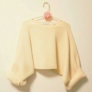 ユニクロ(UNIQLO)のUNIQLO♡ラムクロップドセーター(ニット/セーター)