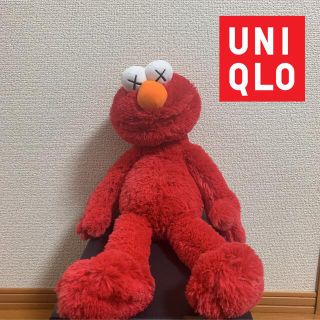 ユニクロ(UNIQLO)のUNIQLO カウズ　エルモ　カウズXセサミストリートトイ(ぬいぐるみ)