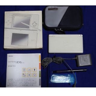 ニンテンドウ(任天堂)のNintendo DS ニンテンド-DS LITE クリスタルホワイト 本体(携帯用ゲーム機本体)