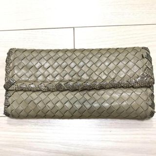 ボッテガヴェネタ(Bottega Veneta)の【中古品】ボッテガ グレージュヘビ皮 長財布(財布)