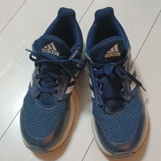 アディダス(adidas)のアディダス　22.5　adidas(スニーカー)