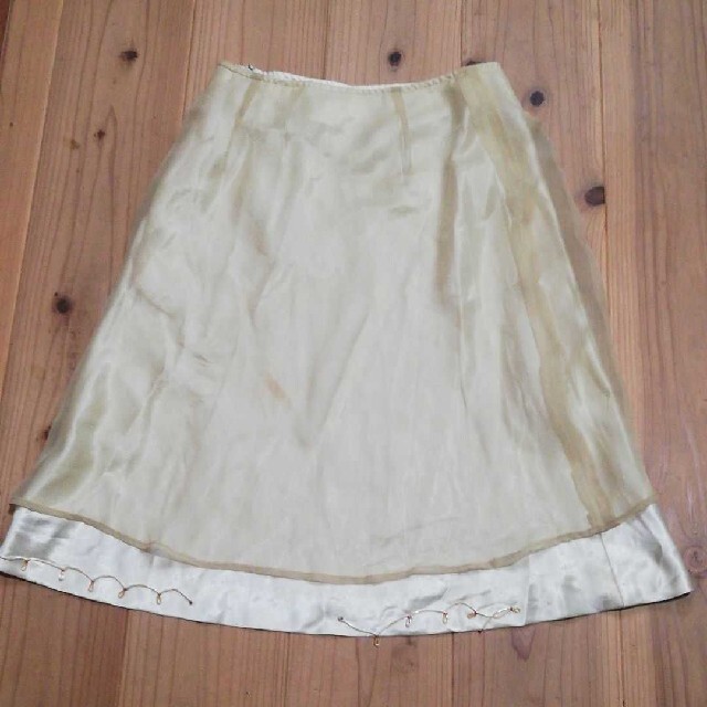 [未使用]　オーガンジーとサテンの膝たけのスカート レディースのスカート(ひざ丈スカート)の商品写真