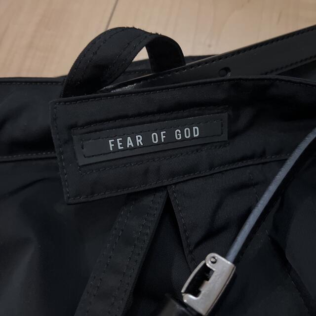 FEAR OF GOD(フィアオブゴッド)の fear of god 6th ナイロンスナップカーゴ　M 本日のみ値下げ！ メンズのパンツ(ワークパンツ/カーゴパンツ)の商品写真