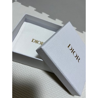 ディオール(Dior)のDior 箱　〔ネックレス〕(ショップ袋)