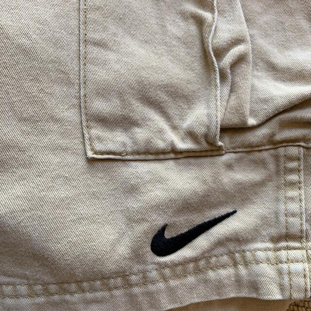 NIKE(ナイキ)のナイキ　カーゴパンツ　刺繍 メンズのパンツ(ワークパンツ/カーゴパンツ)の商品写真