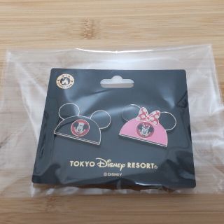 ディズニー(Disney)のディズニー　グッズ　ピンバッジ　帽子　ミッキー　ミニー(バッジ/ピンバッジ)