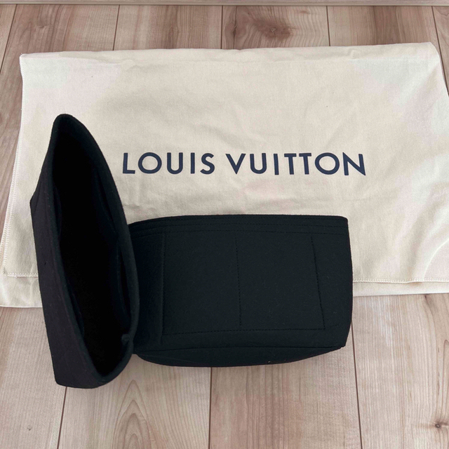 LOUIS VUITTON(ルイヴィトン)の【美品】ルイヴィトン　ネオノエ  MM   モノグラム・アンプラント　ノワール レディースのバッグ(ショルダーバッグ)の商品写真