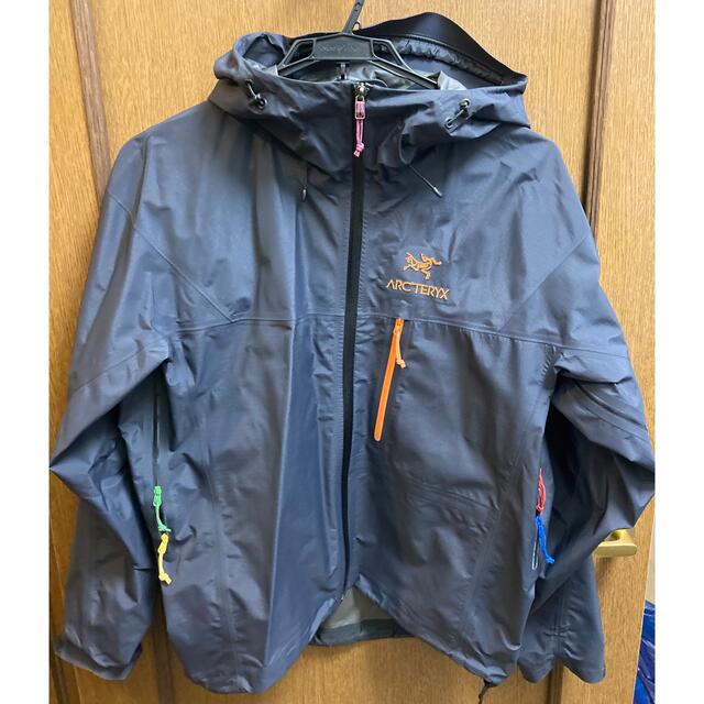 ARC'TERYX(アークテリクス)の【希少】BEAMS別注 ARC'TERYX Alpha SLジャケット メンズのジャケット/アウター(ナイロンジャケット)の商品写真