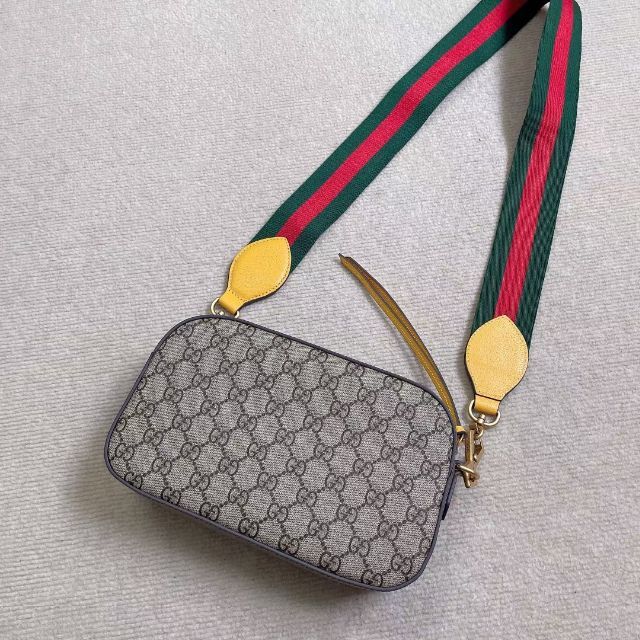 Gucci - グッチ 〔ネオ ヴィンテージ〕GGスプリーム メッセンジャー