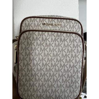 マイケルコース(Michael Kors)のマイケルコースショルダーバッグ縦長クロスボディ(ショルダーバッグ)