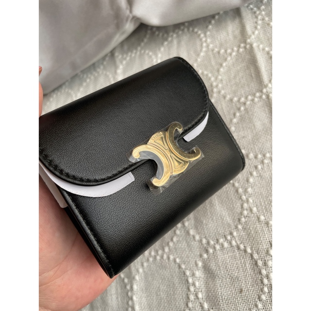 celine(セリーヌ)のセリーヌ　スモール　フラップウォレット　ブラック レディースのファッション小物(財布)の商品写真