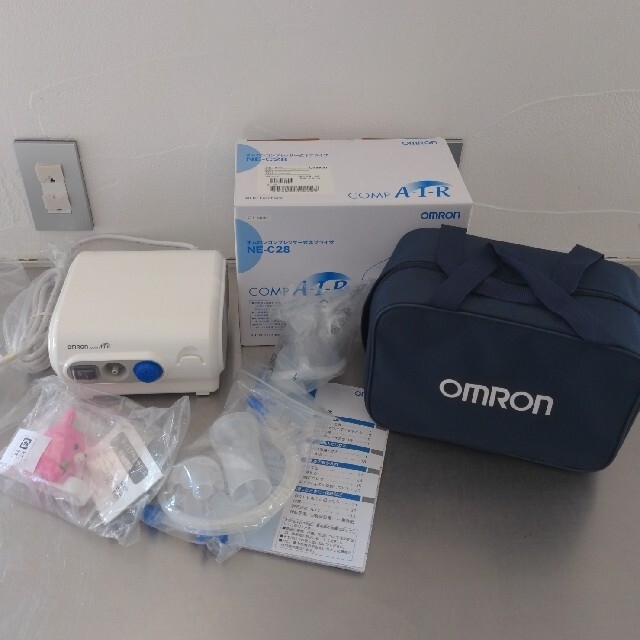 OMRON(オムロン)の(新品)オムロン吸入器　NE-C28 その他のその他(その他)の商品写真