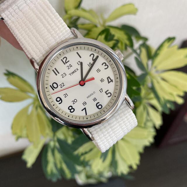 TIMEX - TIMEX 腕時計 電池交換済 秒針赤 白文字盤 美品の通販 by タウタウ's shop ｜タイメックスならラクマ