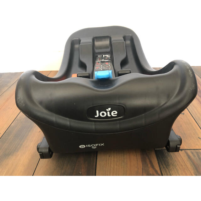 Joie (ベビー用品)(ジョイー)のjoie i-base ジョイー アイベース isofix キッズ/ベビー/マタニティの外出/移動用品(その他)の商品写真