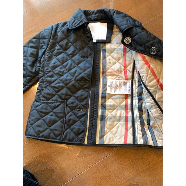 BURBERRY(バーバリー)のバーバリー　4T キッズ/ベビー/マタニティのキッズ服男の子用(90cm~)(ジャケット/上着)の商品写真