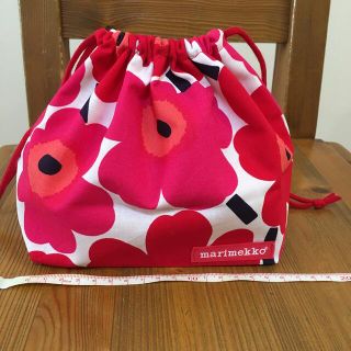 マリメッコ(marimekko)のマリメッコ  お弁当袋　ハンドメイド (弁当用品)