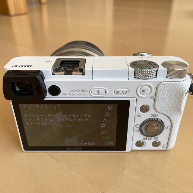 SONY デジタル一眼カメラ α6000 ミラーレス一眼カメラ ILCE-60