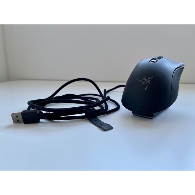 LAZER(レイザー)のRazer DeathAdder V2 Pro + MOUSE DOCK スマホ/家電/カメラのPC/タブレット(PC周辺機器)の商品写真