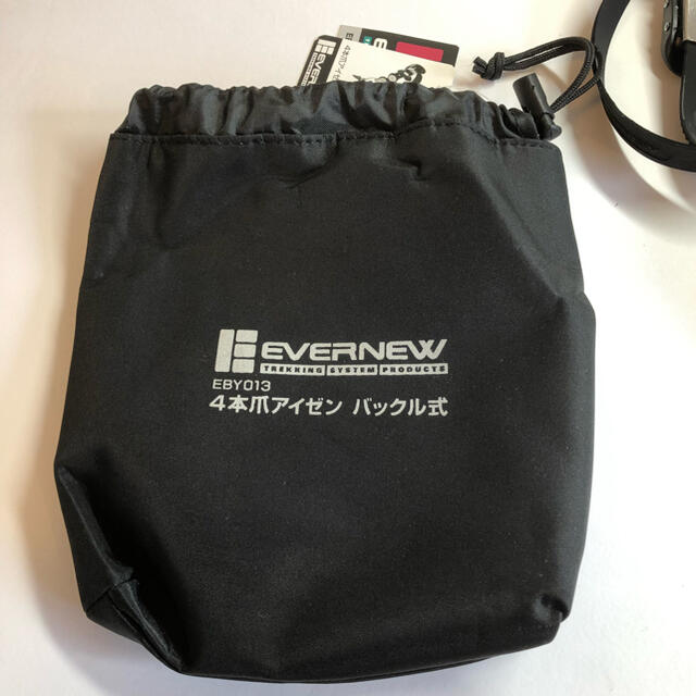 EVERNEW(エバニュー)の【新品未使用】エバニュー　4本爪アイゼンバックル式　EBY013 スポーツ/アウトドアのアウトドア(登山用品)の商品写真