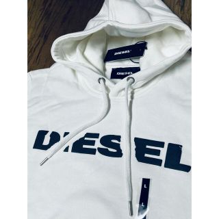 ディーゼル(DIESEL)のDIESEL  新品未使用　Lサイズ　パーカー　フーディー　白　ディーゼル(パーカー)