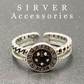 定番のお歳暮&冬ギフト ライオン シルバー指輪 目が青い石。キラキラ