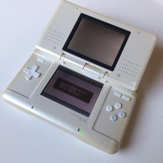 ニンテンドウ(任天堂)のニンテンドー　DS 本体(携帯用ゲーム機本体)