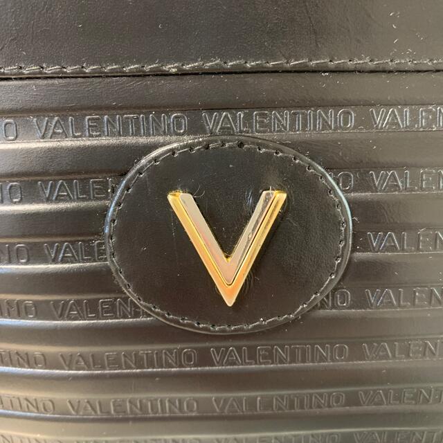 VALENTINO(ヴァレンティノ)のMARIO VALENTINO クラッチバッグ保存袋付き レディースのバッグ(クラッチバッグ)の商品写真