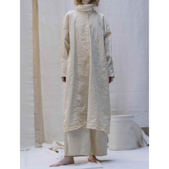 mina perhonen(ミナペルホネン)のaequamente コットンウール コートドレス 新品 レディースのジャケット/アウター(ロングコート)の商品写真