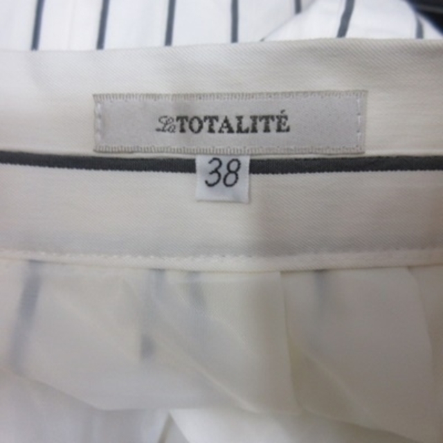 La TOTALITE(ラトータリテ)のラ トータリテ タイトスカート ひざ丈 ストライプ 38 白 ホワイト グレー レディースのスカート(ひざ丈スカート)の商品写真