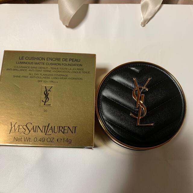 Yves Saint Laurent Beaute(イヴサンローランボーテ)のイヴサンローラン　アンクルドポー　クッションファンデーションN 20 コスメ/美容のベースメイク/化粧品(ファンデーション)の商品写真