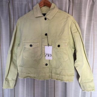 ザラ(ZARA)の【ほぼ新品】ZARA ライトグリーン Gジャン デニムジャケット(Gジャン/デニムジャケット)