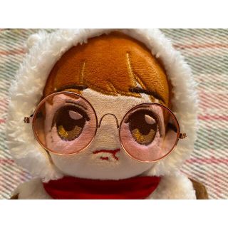 ボウダンショウネンダン(防弾少年団(BTS))の【新品】ぬいぐるみ用 ぬいちゃん メガネ ピンク 20センチ用(ぬいぐるみ)