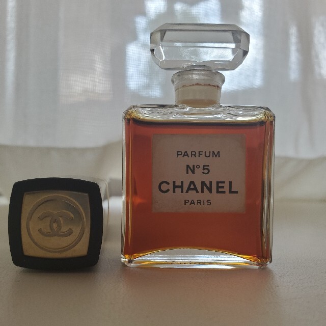 CHANEL(シャネル)のシャネル　香水　パルファム　２つセット コスメ/美容の香水(香水(女性用))の商品写真