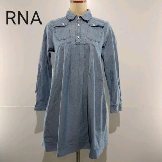 アールエヌエー(RNA)のRNA アールエヌエー　ハーフボタンデニムシャツワンピース(ひざ丈ワンピース)