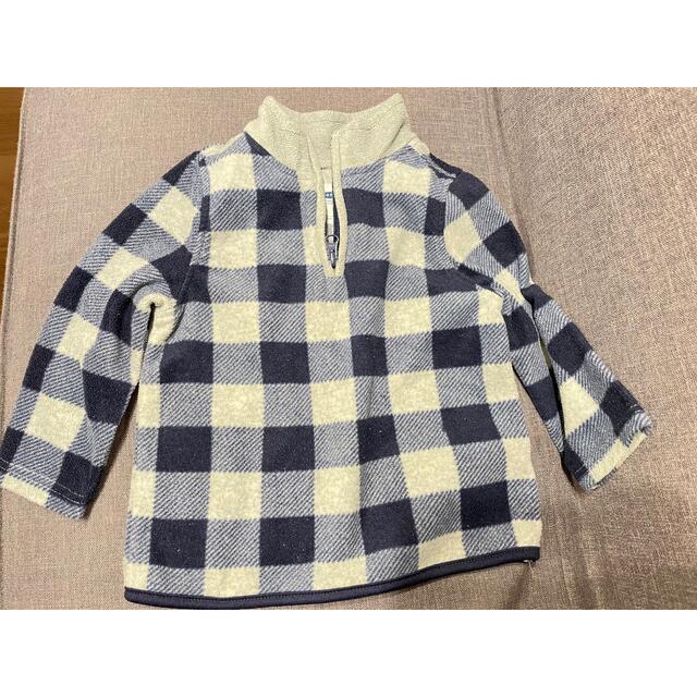 Old Navy(オールドネイビー)のフリース　オールドネイビー　90-100 キッズ/ベビー/マタニティのキッズ服男の子用(90cm~)(ジャケット/上着)の商品写真