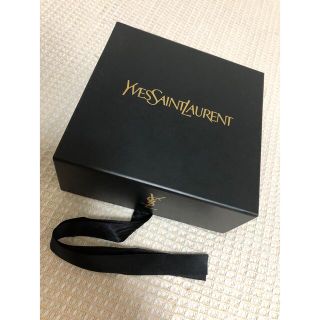 イヴサンローランボーテ(Yves Saint Laurent Beaute)のイブサンローラン　空箱(ショップ袋)