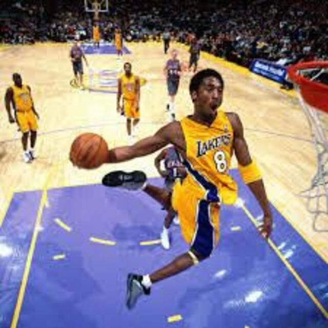 美品 NBA コービー・ブライアント LAKERS レイカーズ ユニフォームの