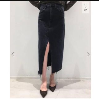 アパルトモンドゥーズィエムクラス(L'Appartement DEUXIEME CLASSE)の新品　L'Appartement  3x1 DENIM スカート  27(ひざ丈スカート)